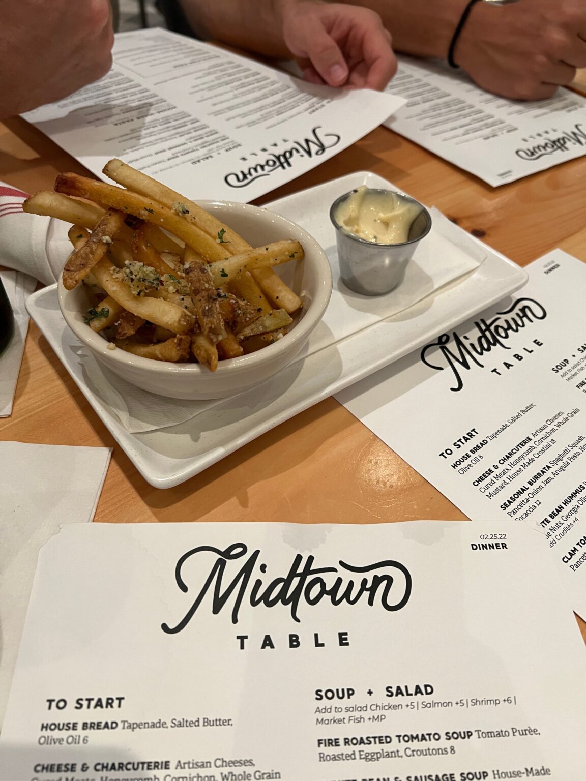 Midtown Table Jacksonville Travel Guide | Mary Catherine Echols Blog