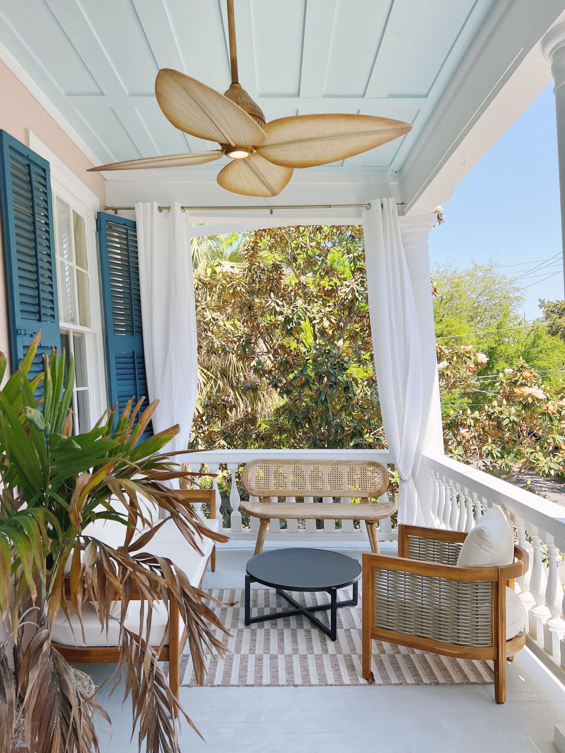Charleston Travel Guide - Best places to eat & stay for a weekend!